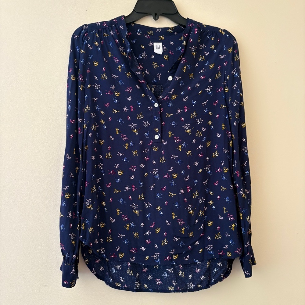 GAP Navy Ditsy Floral Long Sleeve Henley Popover Blouse Small